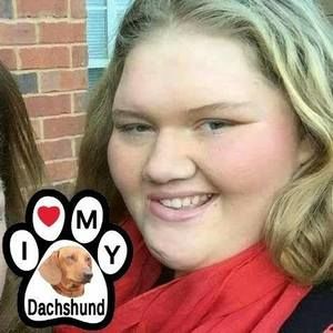 Meet your Posher, Cassie